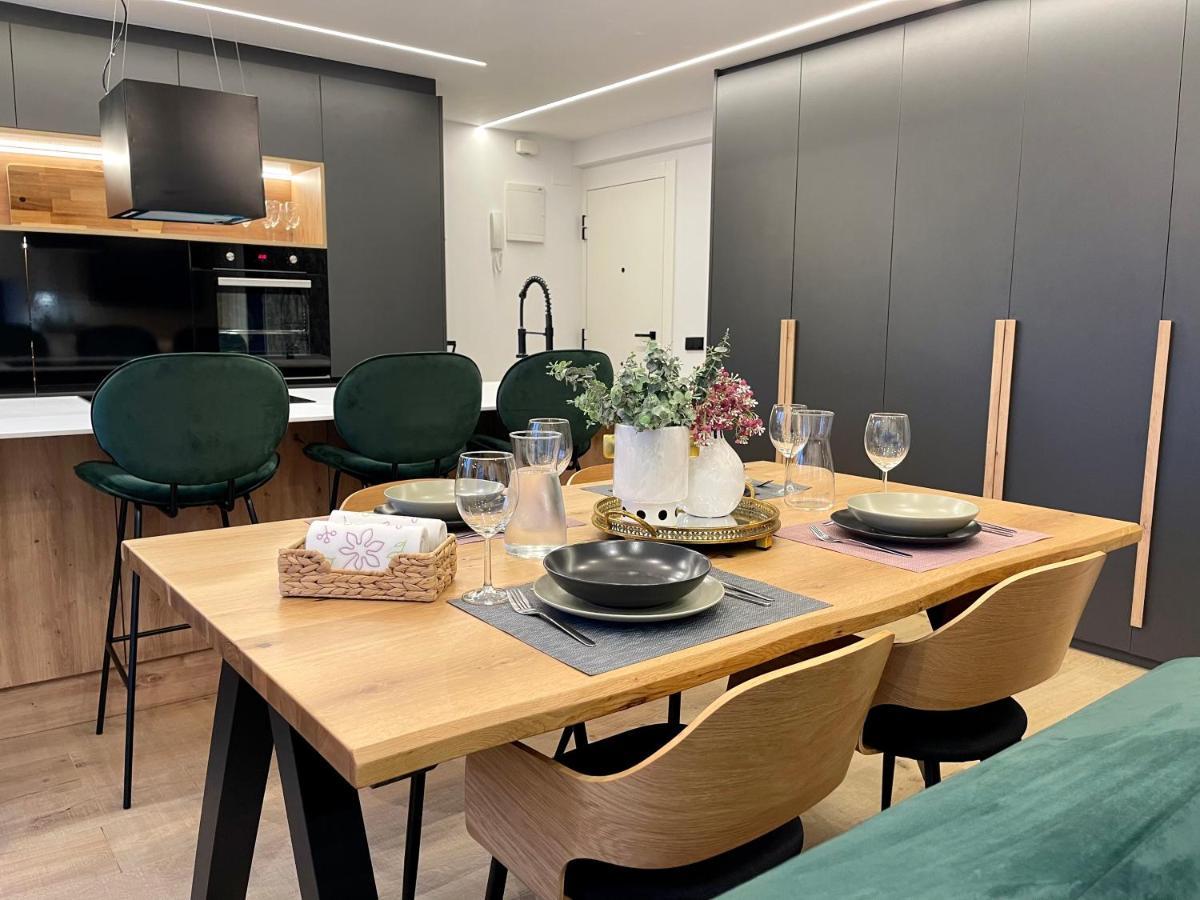 Covadonga Apartment โอเบียโด ภายนอก รูปภาพ
